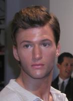 Fashion and trendy Men's Short Hair Style
