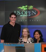 famous tennis player John Isner with his short wavy hairstyle.jpg
