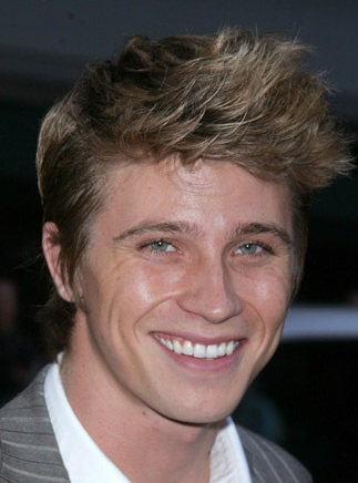 Garrett Hedlund images 2010.PNG
